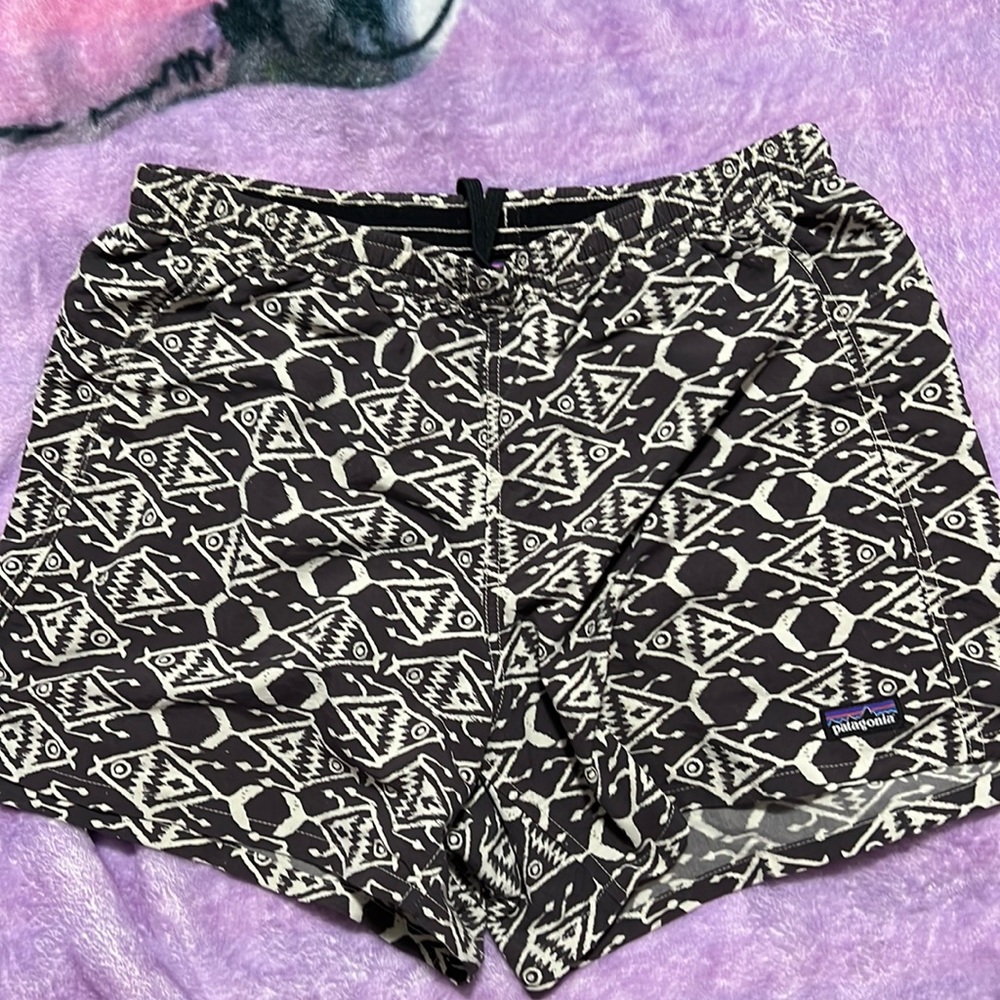 Patagonia baggie shorts